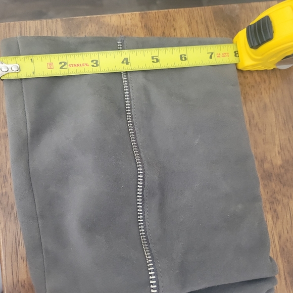 Vero Cuoio Gray Suede Boots. Slouch style. Size 7 - Picture 9 of 9